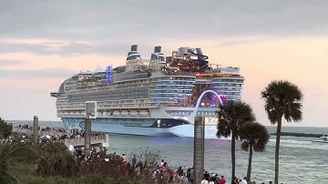 4K Icon of the Seas - Amazing Miami new largest ship in the world departs Miami Port first sailing