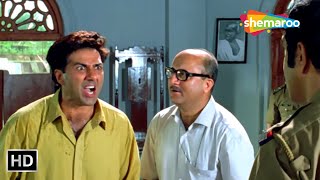 पिता के लिए पुलिस से लड़ पड़े हीरो | Sunny Deol, Anupam Kher | SCENE (HD)