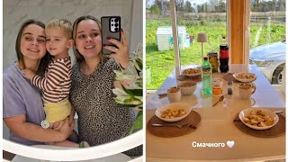 картинка: ТАНЯ З АНДРІЄМ В НАС ЗАНОЧУВАЛИ,ТО ГОСТИМОСЯ ПРИ НЕДІЛІ😊ДІЛОВА ЗУСТРІЧ У ЛЬВОВІ😎Марія Тишик 19/10/25