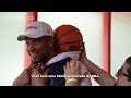 Giannis Antetokoumpo inagura quadra reformada na zona sul do Rio de Janeiro