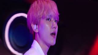 EXO BAEKHYUN 백현 - UN VILLAGE (ft. Mark) HD @ SMTOWN LIVE IN TOKYO 2019