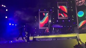 Caught in the middle-A1 live at HAYFEST HANOI
