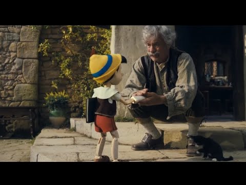 دميه خشبيه الجنيه بتسحرها وبتخليها انسان عادى وكل ما بيكدب منخيره بتتطول تلخيص فيلم بونوكيو