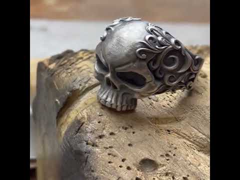 Gothic Skull Ring Style 1 // Silver (6) video thumbnail