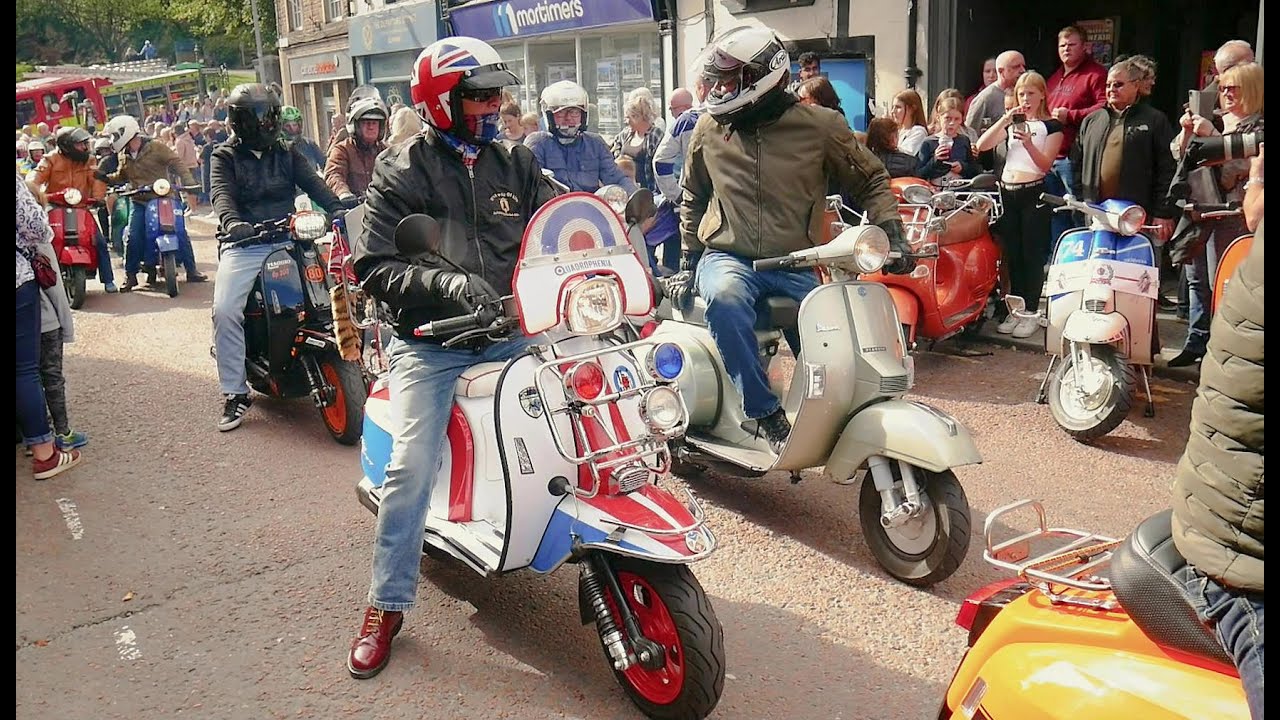Clitheroe Scooter Rally, Sept 2022. Town ride past and Scooters walkabout. HD Vid+Photo's. SELECT HD