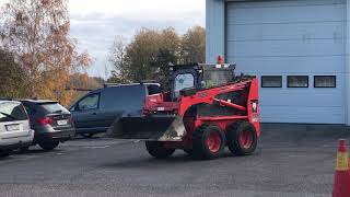 Redskapsbärare Thomas 233HD på Klaravik
