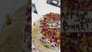 Beautiful Persian cake millet based ?? ? - Yummy bee desserts ? youtubeshorts cake birthdaycake