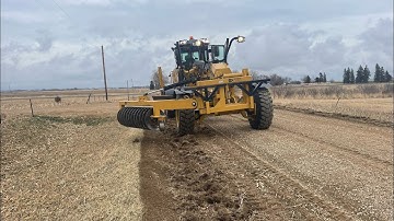 how to use a shouldering disc on gravel roads