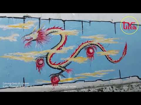 Gang Kecil Penuh Mural Seni di Gang Buntu, Lasem