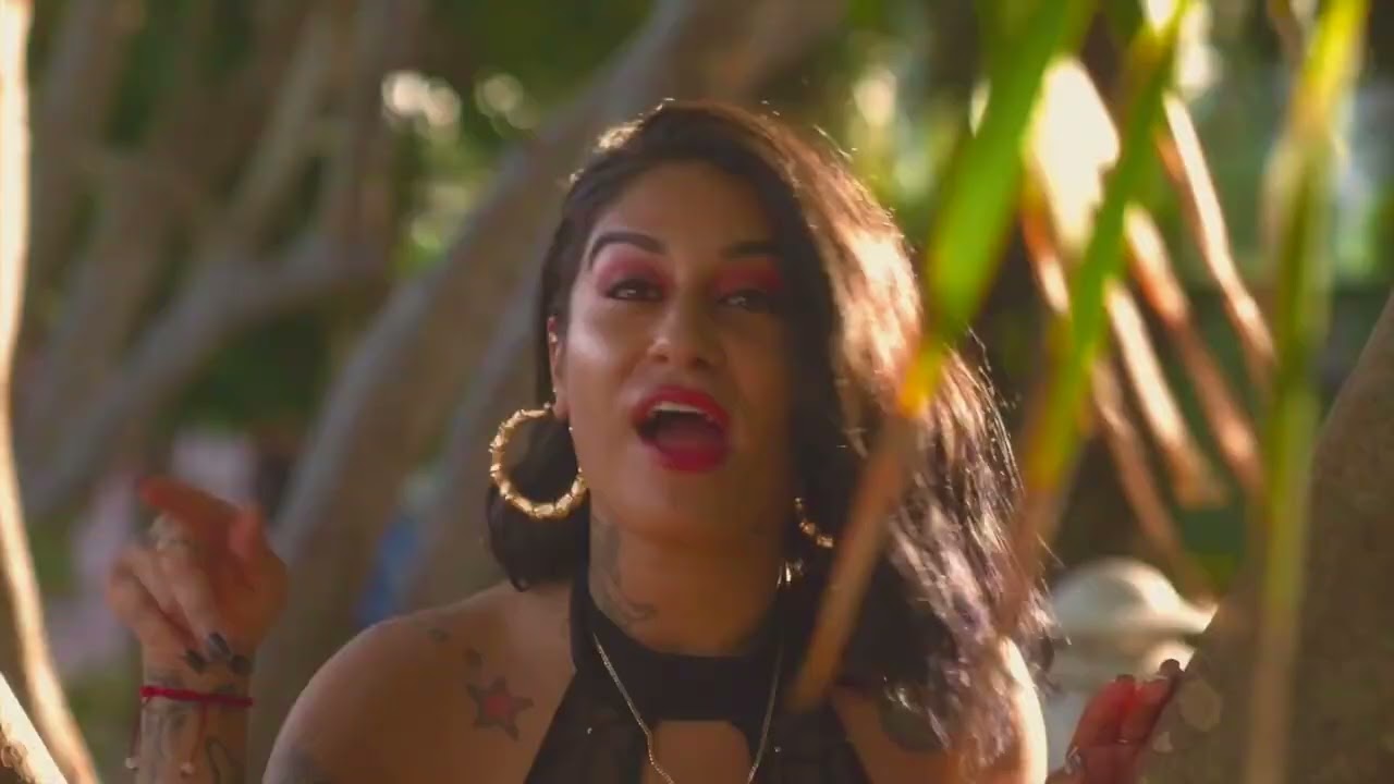 JessieLaMala-   Tu Favorita Official Video