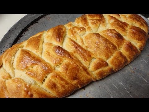 Chicken Broccoli Braid