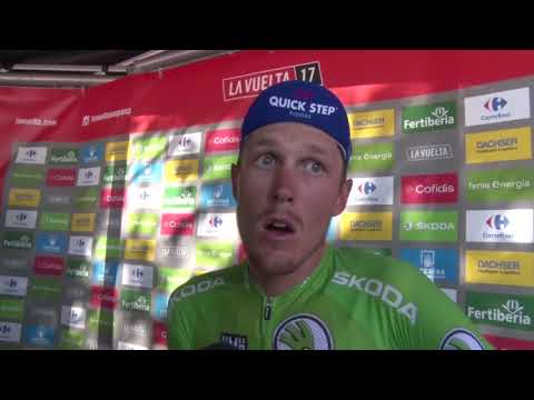 Video: Vuelta a Espana 2017: Matteo Trentins apsteidz savus sāncenšus, lai sasniegtu 10. posmu