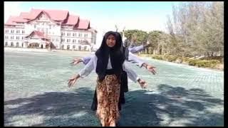Tari Manuk Dadali/karya siswa Mipa3 SMA Negri 3 Dumai_