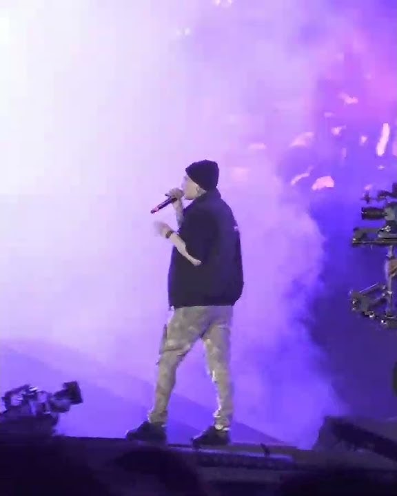 LIT Killah y Duki cantando 