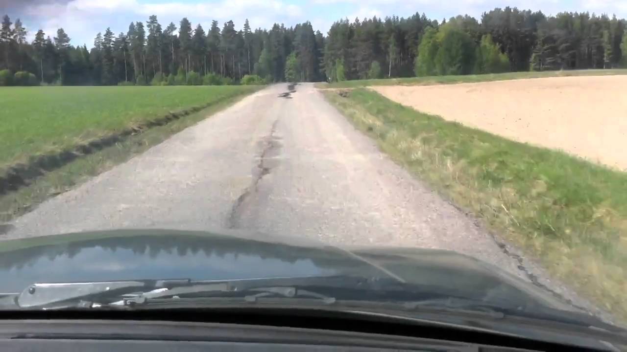 Skrämd Mercedes-diesel (filmat med iPhone 4) - YouTube