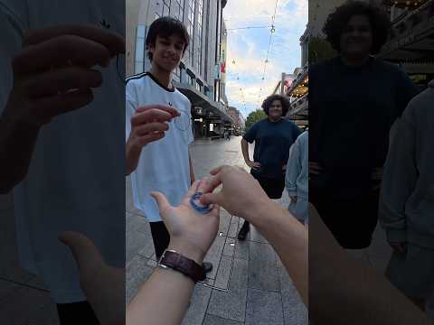 Rubber Band Magic Left Them Speechless Streetmagic 