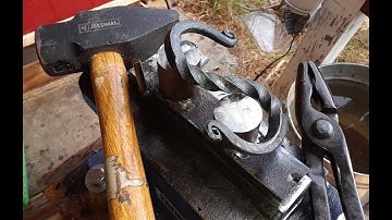 Fabri-Forging:  A Hardy Tool and Bending Jig for S-hooks (Long Video Warning)