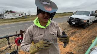 Soldando una pipa de 4 pulgadas en la linea