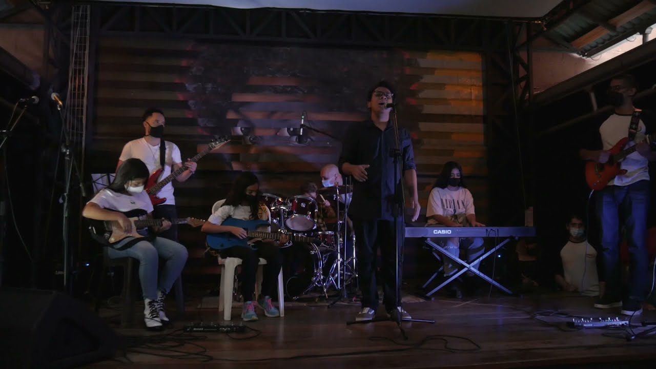 Adele - Set Fire To The Rain(Academia Rock Music cover)