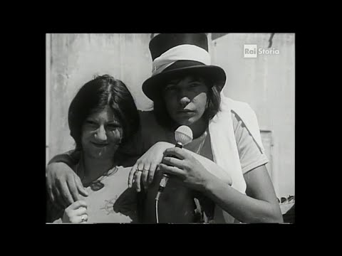 Video: Le bandane venivano indossate negli anni '70?