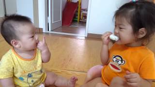 사이좋게 아스크림나눠먹기~