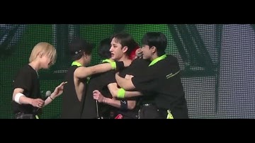 BangChan cries at the end of the concert  | SKZ 2nd World Tour