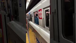 大阪メトロⓂ️の御堂筋線のラッピング列車の撮影パート15