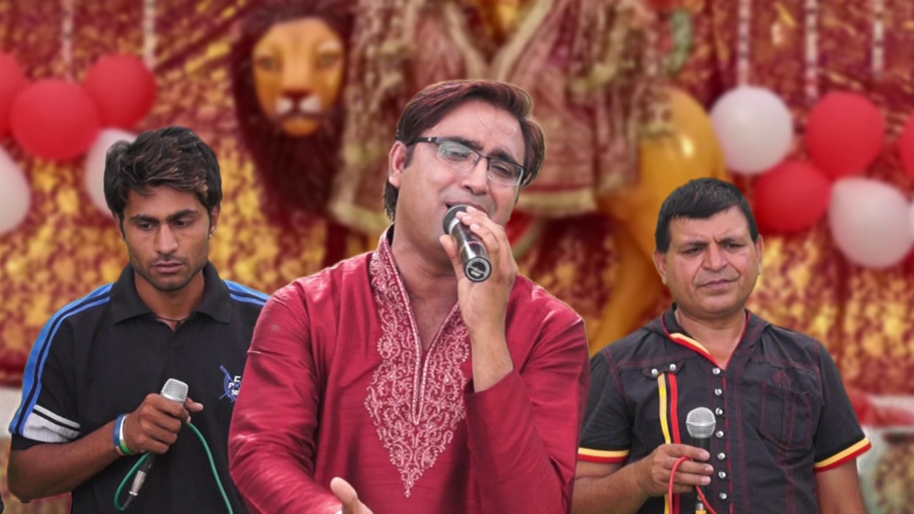 Rakesh Radhe  Mayie ji tere mandhir cho dil ni jaan nu karda