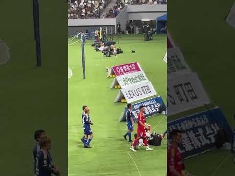 FC町田ゼルビア（英: FC Machida Zelvia）東京ヴェルディ1969（英: Tokyo Verdy 1969）