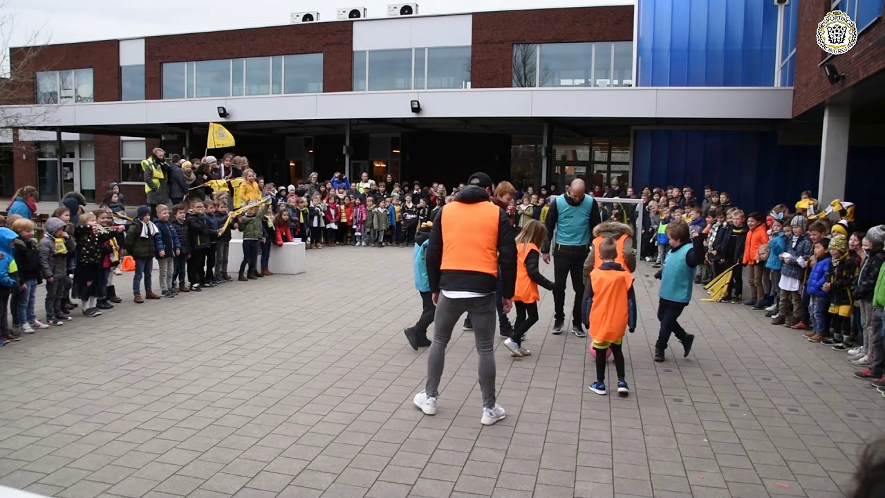 Steve en Mickaël op bezoek bij Basisschool Staakte!