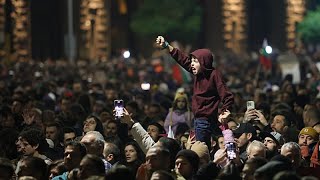 Bulgarie Manifestation Monstre À Sofia Contre Le Projet De Budget