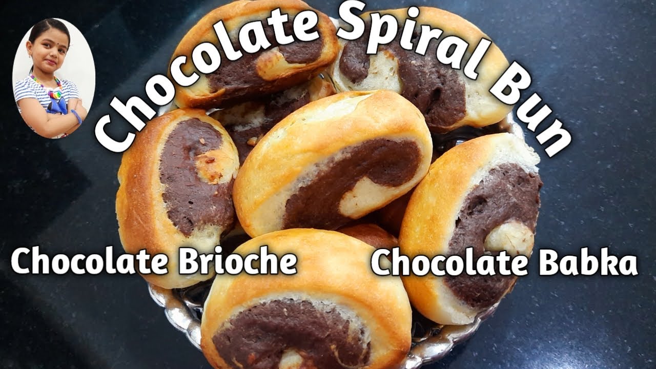 Chocolate Spiral Bun / Chocolate Swirl Buns / Triple Chocolate Brioche / Chocolate Tahini Babka