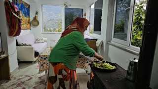 Kuzi̇nede Odun Ateşi̇nde Lezzet Bombasiközün Ve Odun Ateşi̇ni̇n Verdi̇ği̇ O Efsane Lezzet