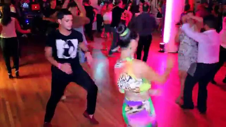 SALSA SOCIAL (Eddie Torres)Eduardo Torres & Vaness...