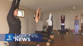 Indigenous yoga scholarship about wellness, healing | APTN News