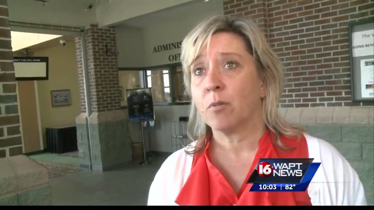 Contractor falls to his death