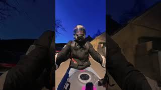 Microphones Filaire vs Bluetooth, lequel choisir SOUS LA Pluie #belgium #motovlog #setup