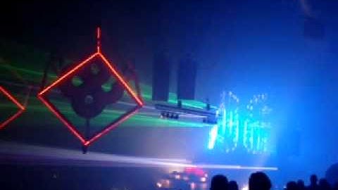 Reverze Revelations Showtek Part 2.wmv