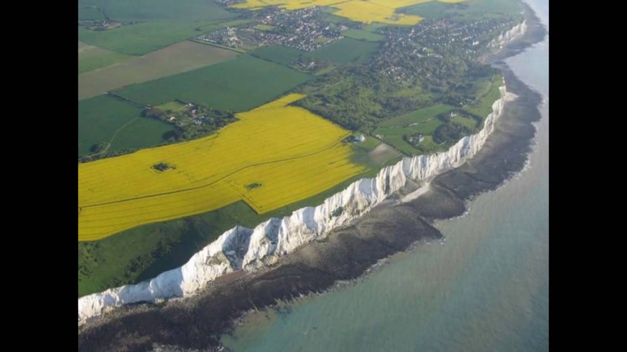 Самая береговая линия у. Белые клифы Дувра. Дувр White Cliffs. Белые клифы Дувра Кент Англия. Утесы Дувра Великобритания.