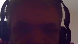 Volkan Musa Sözmen Yari̇n Eli̇nde Si̇ni̇