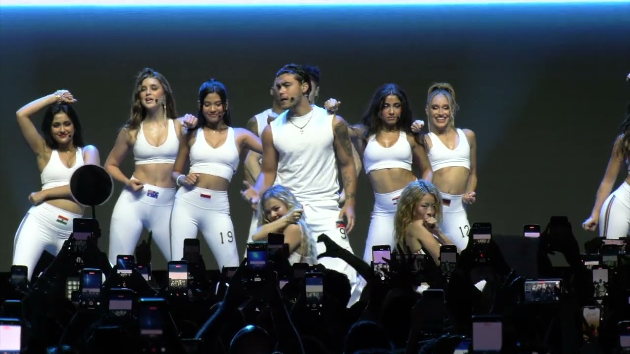 Guarda Now United - Afraid of Letting Go @ Now or Never Tour su YouTube Guarda Now United - Afraid of Letting Go @ Now or Never Tour su YouTube