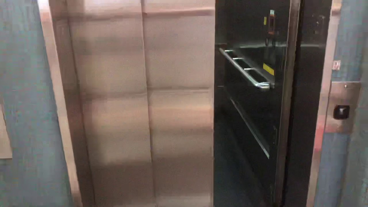 Hong Kong Elevator at MTR Station - Choi Hung L1 - YouTube
