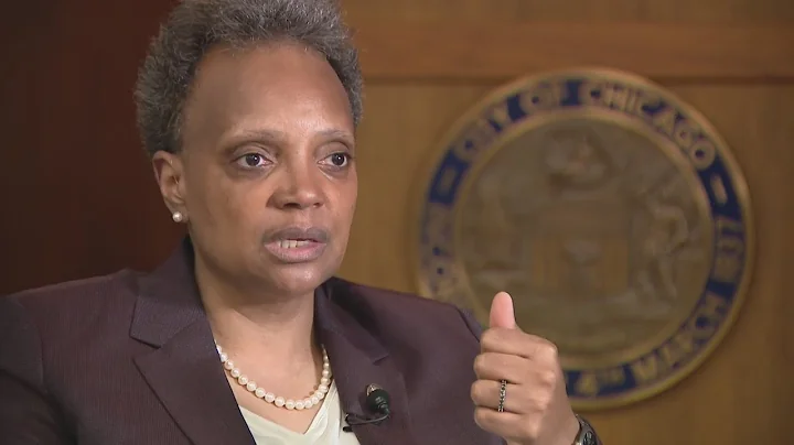 Mayor Lightfoot defends granting interviews to onl...