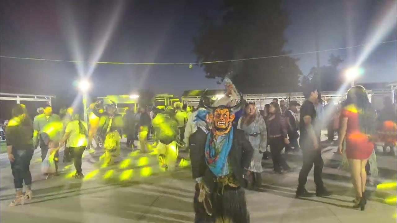 Grupo Region 8 en Fresno ca, Baile organizado Yucuquimi de Ocampo YouTube