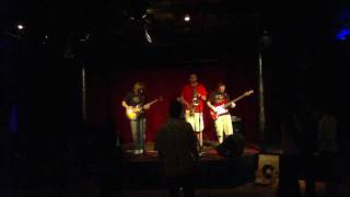 The Enthusiastics - The Sweat Under Your Eyes 2011-06-10
