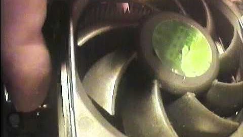 Asus A8V X Socket 939 MotherBoard 20120622 124320 refitting CPU heatsink