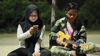 Mungkin versi ukulele cover Yudhi Funtastic two