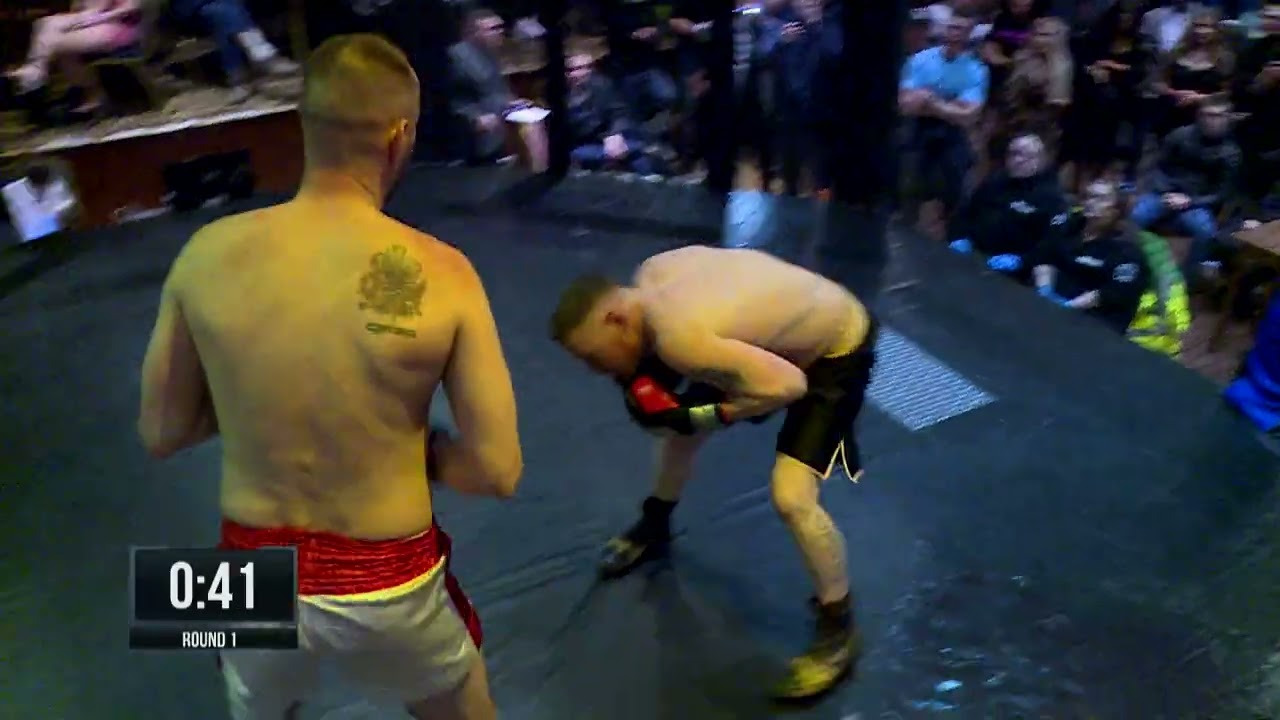 Marc Williams vs Simon Howells