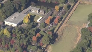 紅葉の皇居・乾通り公開 ９日まで
