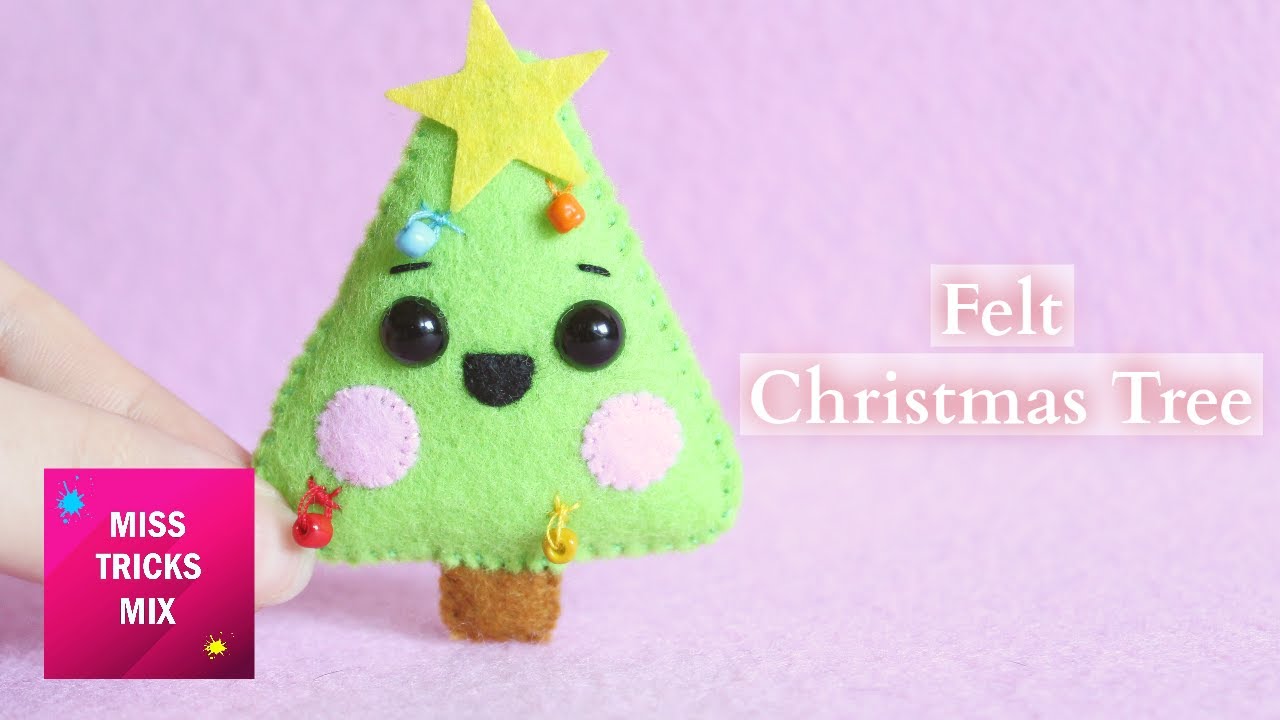 Christmas craft: Make a felt Christmas tree – SheKnows